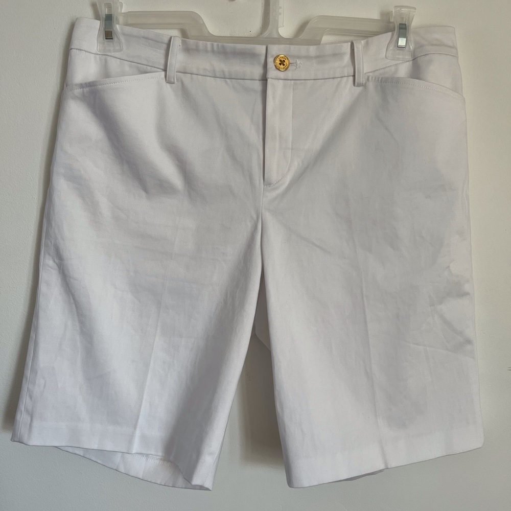 Lauren Ralph Lauren, size 10, white shorts